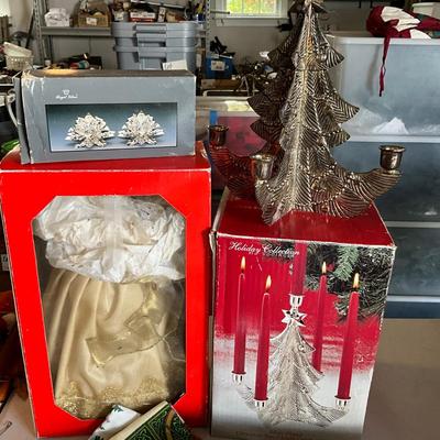 G2187 Metal Christmas Decor with Angel, Lenox Dish, Candle Tree