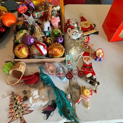 G2188 Vintage Christmas Tree Ornaments
