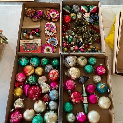 G2191 Lot of Vintage Glass Christmas Balls