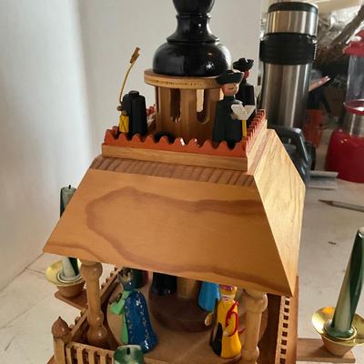 G2194 Vintage Christmas Pyramid Nativity