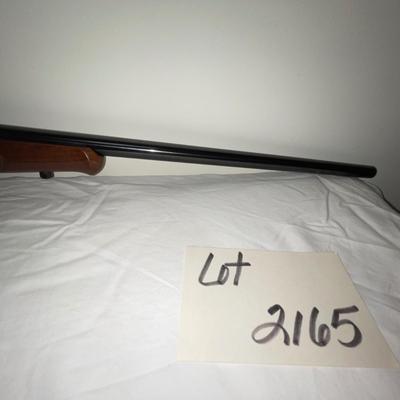 S2165 Winchester Model 70XTR .243 caliber- Featherweight Bolt Action Rifle w/Scope