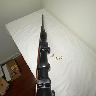 S2165 Winchester Model 70XTR .243 caliber- Featherweight Bolt Action Rifle w/Scope
