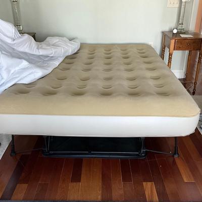 MB2199 Serta EZ Air Mattress with Never Flat Pump Tan, Queen