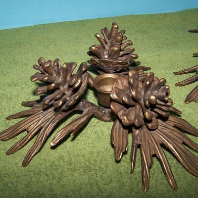 LOT 9  COLLECTIBLE CHRISTMAS PINECONE CANDLE HOLDERS