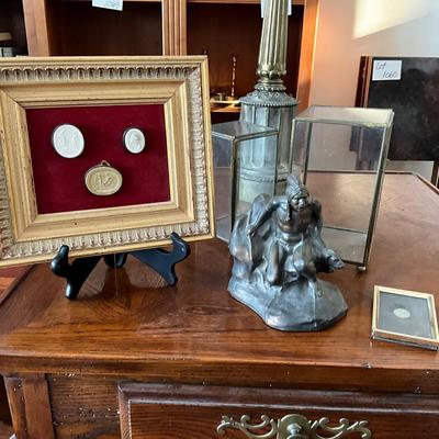 DR2209 Lot of Antique Intaglio with Glass Boxes and Bookends and Russia Coin