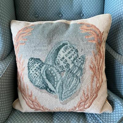 LR2210 Large 18" Downfilled Shell Needlepoint Pillow