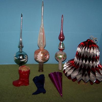 LOT 13 GREAT VINTAGE CHRISTMAS DECORATIONS TREE TOPPERS