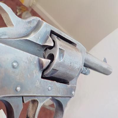 U.S. Gun Mfg. 22 cal. Double action revolver. est. $50 to $150