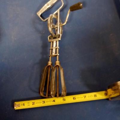 LOT 161 OLD  EGG BEATER