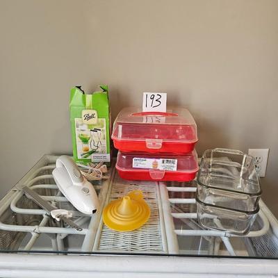 Unique kitchen lot with Tupperware collapse funnel
