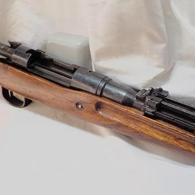 WW2 Japanese Arisaka type 2 model 99, 7.53 cal rifle. est. $300 to $700