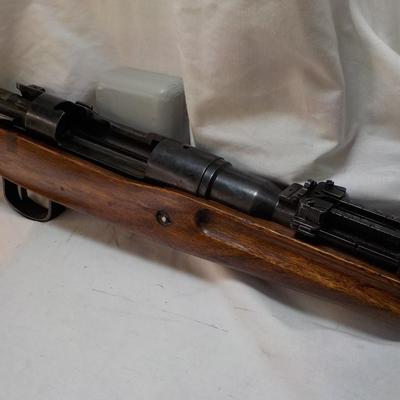 WW2 Japanese Arisaka type 2 model 99, 7.53 cal rifle. est. $300 to $700