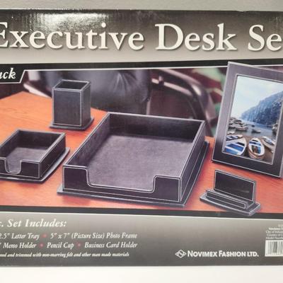 Executive desk set