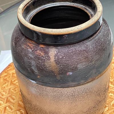 Medium sized Bean Crock, no cover.