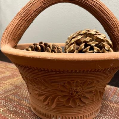 Large ceramic basket with acorns