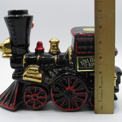 Ezra Brooks 12 Locomotive Train Bourbon Liquor Bottle Decanter Steam Engine