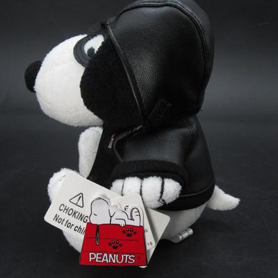 Collectible Peanuts Snoopy Flying Ace Pilot  Apparel Cedar Fair Plush