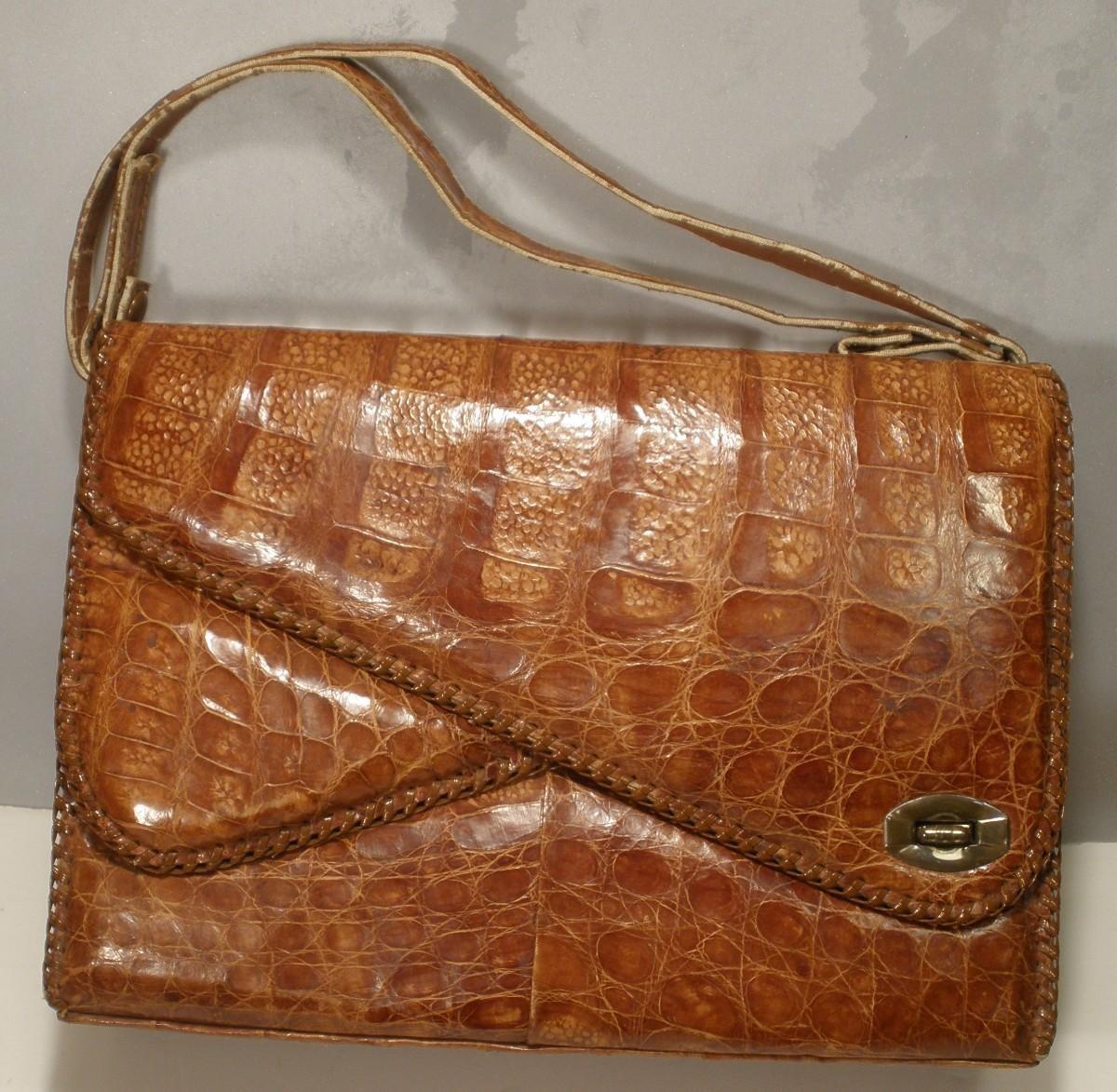 Vintage 1930s Genuine Alligator Skin Rust Brown Envelope Clutch Handbag  With A Top Handle - Another Time Vintage Apparel And Other Fine Delights