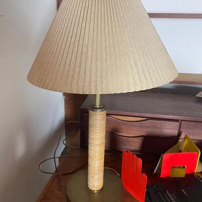 Table Lamp w Rattan type base