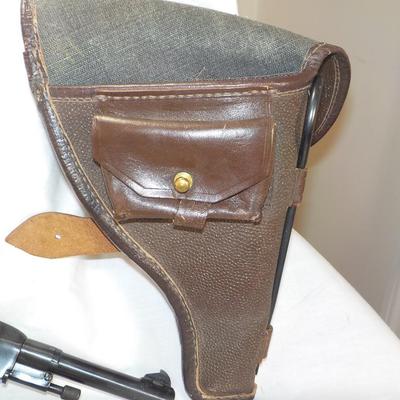 Russian IZHEVSK , M 1895 CCCP 7.62 x 38R Nagant revolver & accessories.est. $150 to $420.