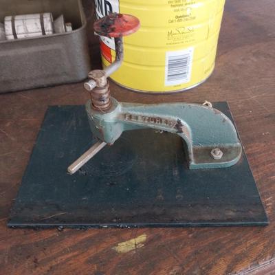 GASKET CUTTER AND OTHER MISC TOOLS AND HARDWARE