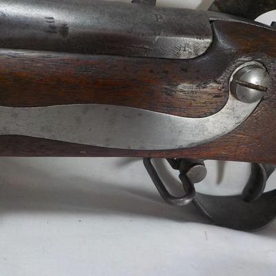 Real 1833 Hall Musketoon rifle Middletown Ct, .58 cal., smooth bore.est $400 to $800.