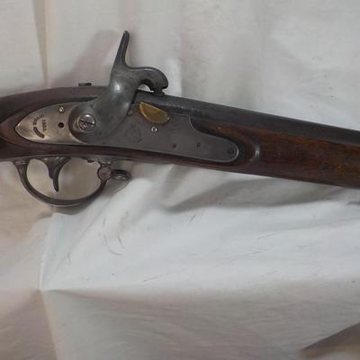 Real 1833 Hall Musketoon rifle Middletown Ct, .58 cal., smooth bore.est $400 to $800.