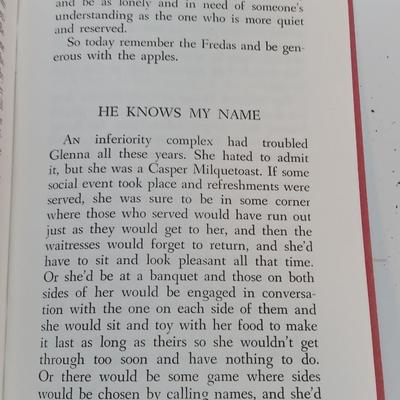 Two RARE books / Bindings Rich Man, Poor Man & The Chickadees Come and other Poems Signed - First Edition - 1977