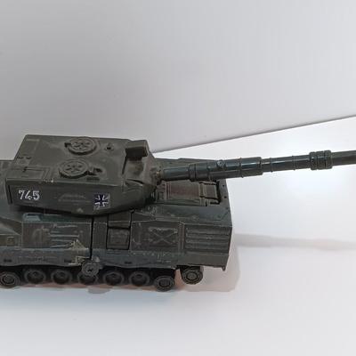 Military toys ERTL 12U-745 US Army Tank and Bandai, Japan 1983 German Toy Tank