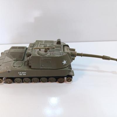 Military toys ERTL 12U-745 US Army Tank and Bandai, Japan 1983 German Toy Tank