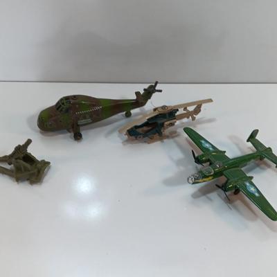 Military toys Airplane and Helicopters