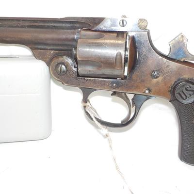 Vintage U.S. Revolver , double action 22lr and 5 shot. est $100 to $300.