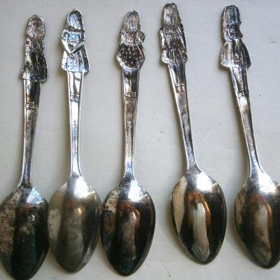 DIONNE QUINTUPLETS Souvenir Spoons