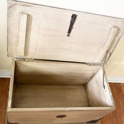Tan Painted Storage Chest ~ *Read Details
