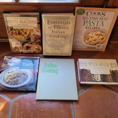 Italian Cookbooks (K-DW)