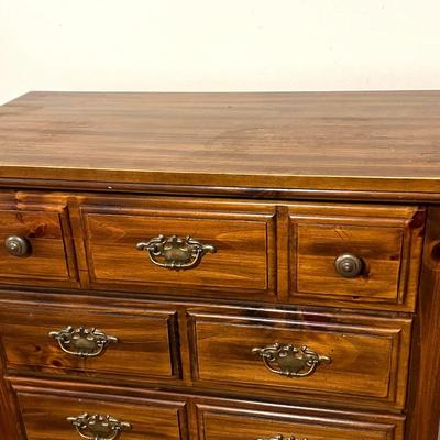 Chest Of Drawers ~Read Details