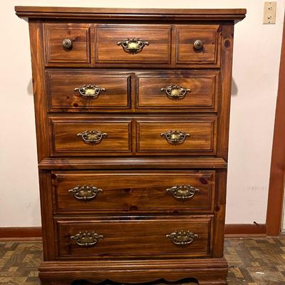 Chest Of Drawers ~Read Details