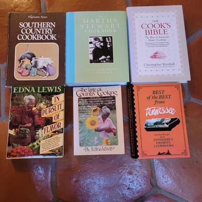 Cookbooks on American Cuisine - Martha Stewart & More (K-DW)