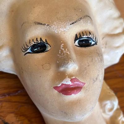 Chalkware Baroque Man & woman