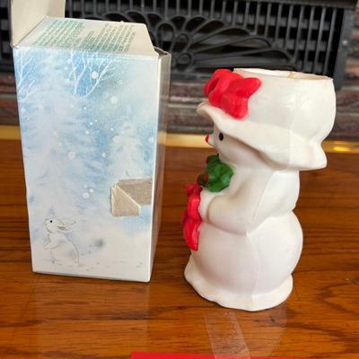 Avon Mrs. Snowlight Candle