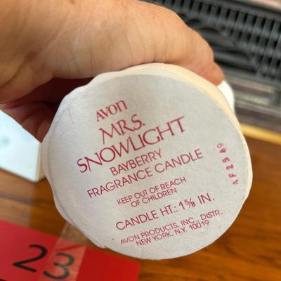 Avon Mrs. Snowlight Candle