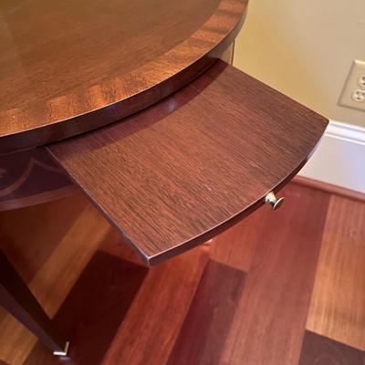 Baker Round Inlaid Side Table (SR-KL)