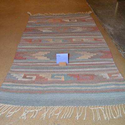 Beautiful Wool Rug, Hecho en Mexico  56"x31"