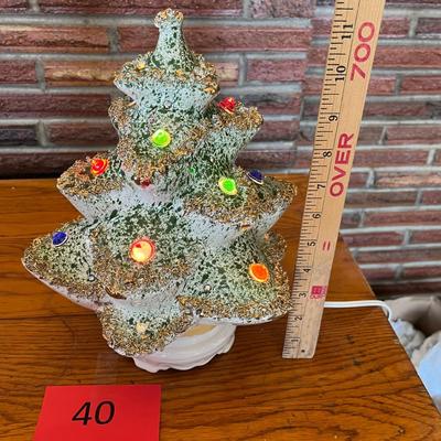 WOW!!!!! Ceramic Christmas Tree