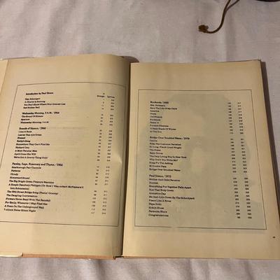 Rosetti Schaller Scholar Acoustic Guitar and Paul Simon Music  Book (BS-MK)
