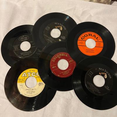 Vinyl Records LPâ€™s & 45â€™s (BS-MK)