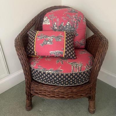 Wicker Armchair with Cushions (UH-KW)