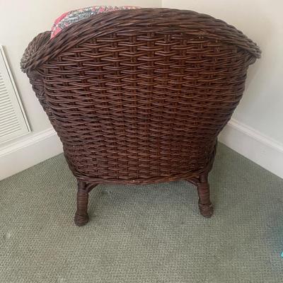 Wicker Armchair with Cushions (UH-KW)