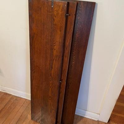 Antique Oak Table and Chairs with 3 Leaves