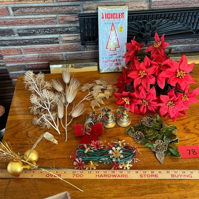 Christmas decorating lot